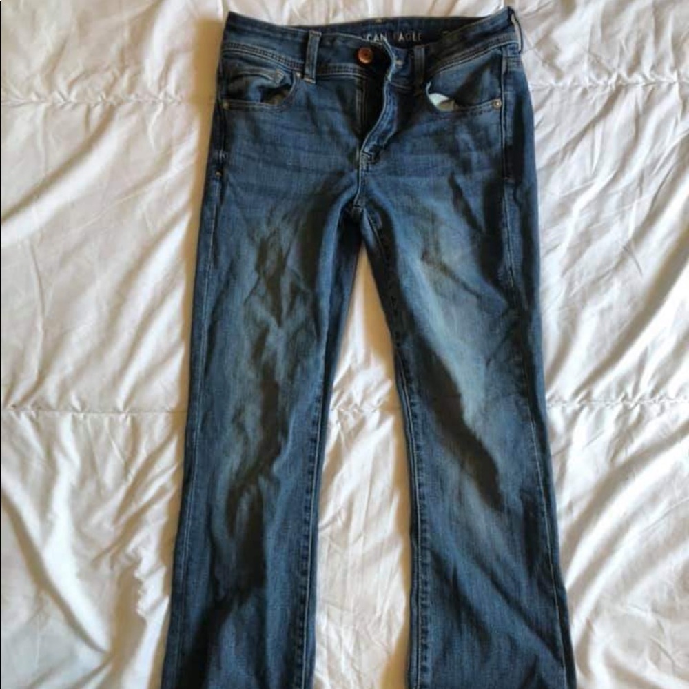 American Eagle bootcut jeans, never worn!!